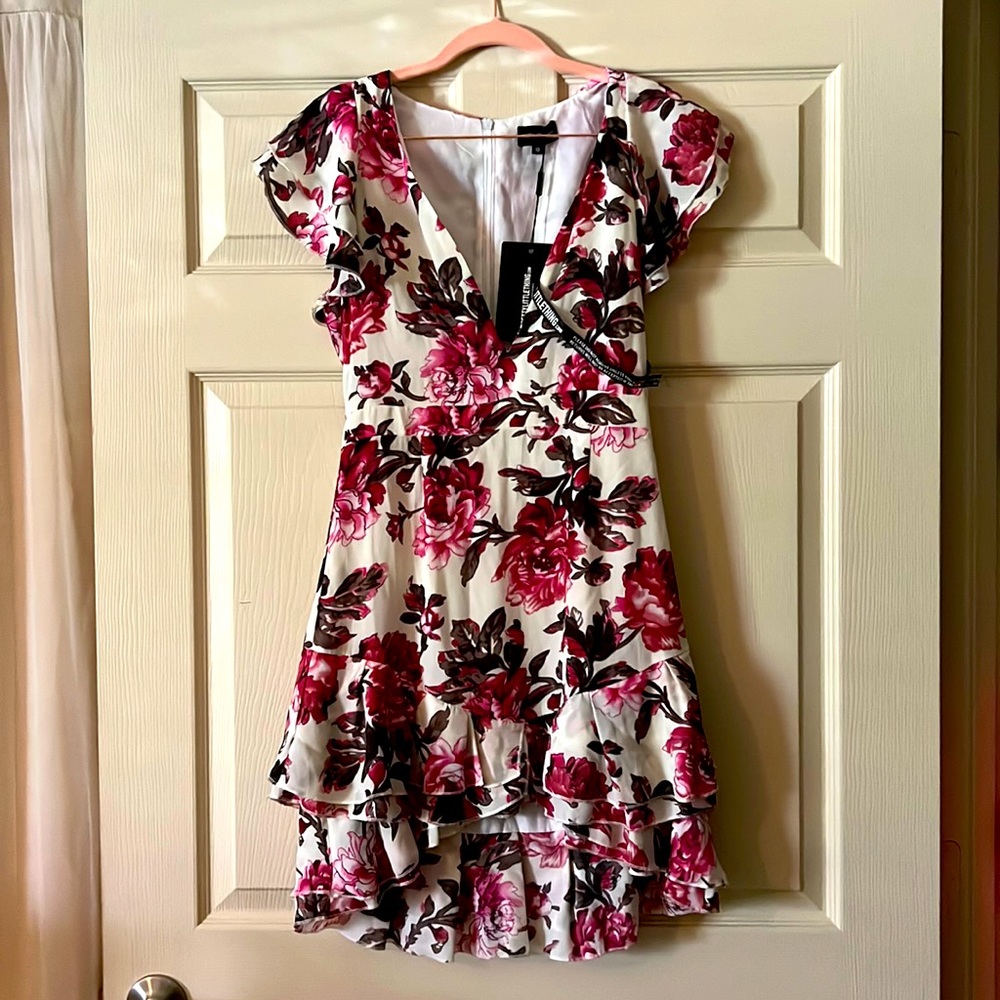 NWT. PRETTY LITTLE THING floral high low mini dress